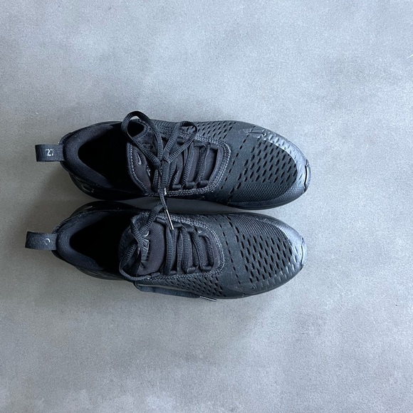Nike Air Max 270 - US 5Y - Picture 2 of 5